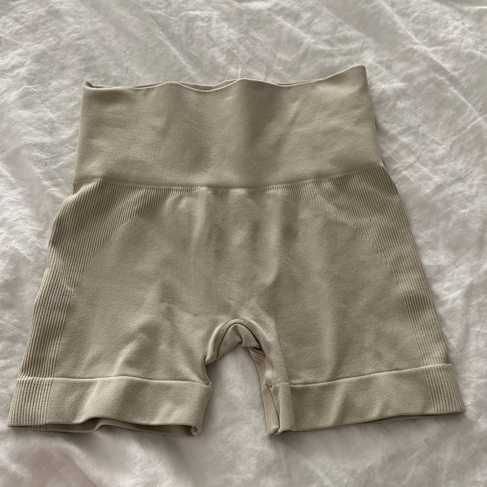 SETACTIVE SCULPTFLEX OATMILK BIKER SHORT